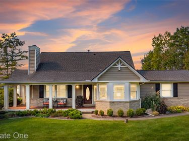 6029 Hidden Pines Trail, White Lake Township, Mi 48383