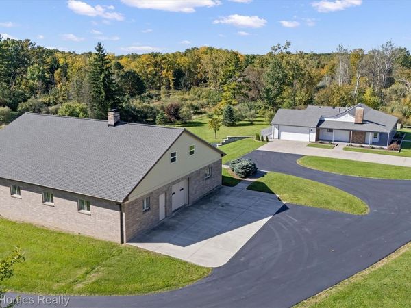 5770 Pontiac Trail, Northfield Township, Mi 48105