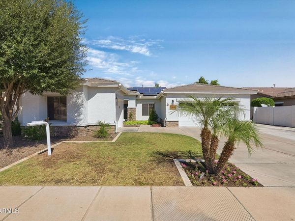 20842 E SADDLE Way, Queen Creek, AZ 85142