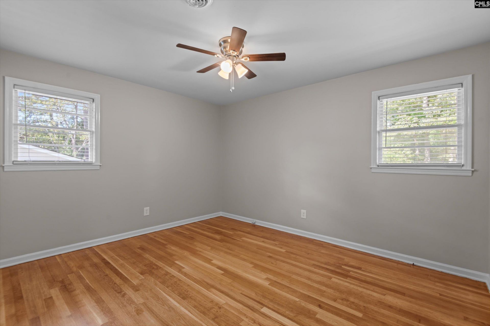 308 Westbridge Road  Photo 17