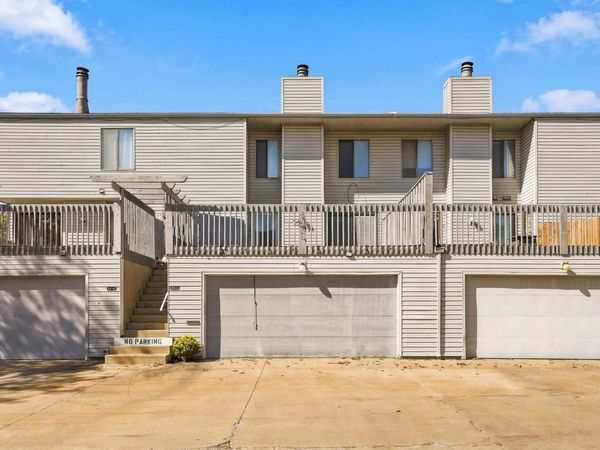 4214 Kris Line Drive, Waterloo, IA 50701