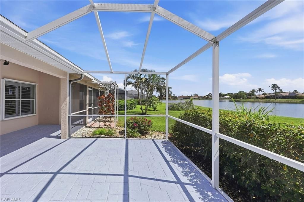 6635 Vancouver Ln , Naples, FL 34104 Photo