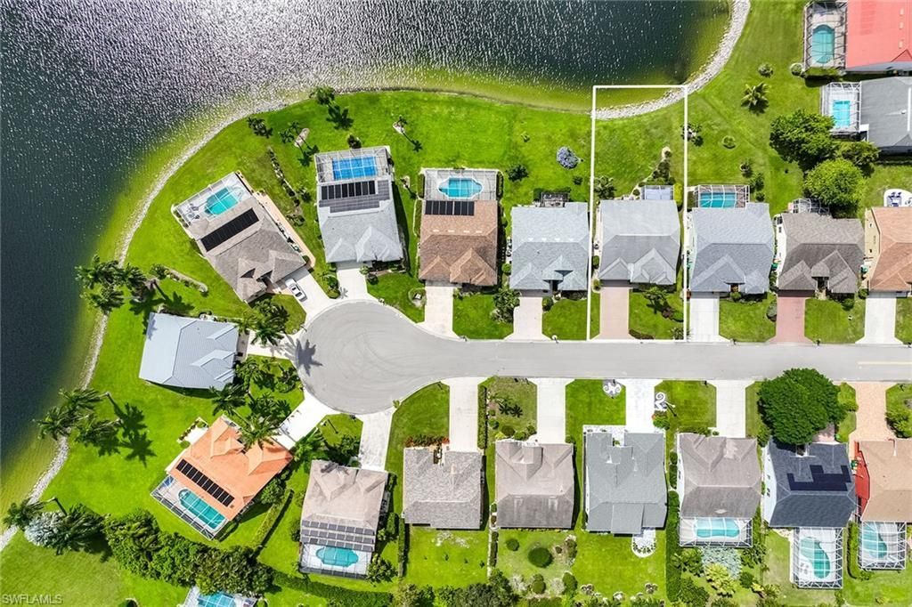 6635 Vancouver Ln , Naples, FL 34104 Photo