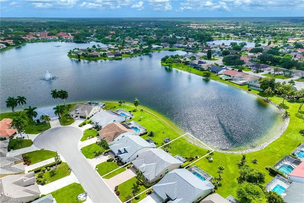 6635 Vancouver Ln , Naples, FL 34104 Photo
