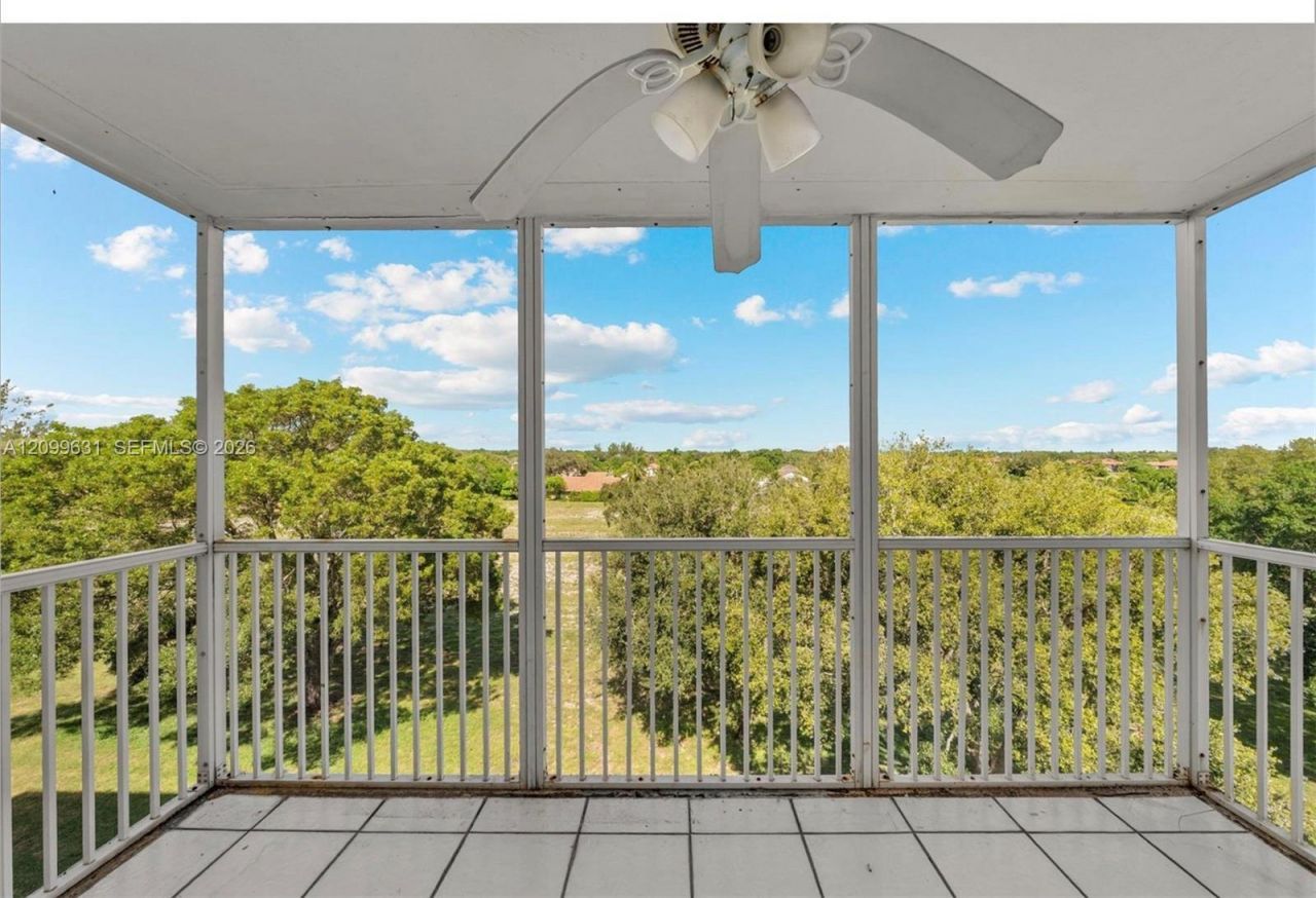 5961 NW 2nd Ave, Unit 612, Boca Raton, FL 33487 Photo
