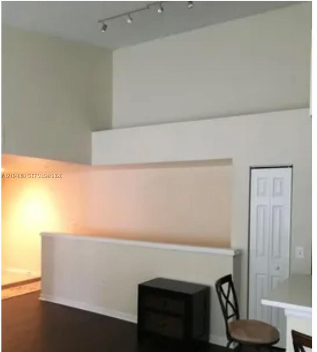 4183 N Haverhill Rd, Unit 703, West Palm Beach, FL 33417 Photo