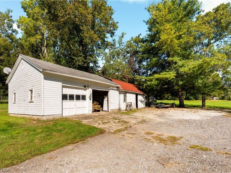 7635 N 2nd Avenue, Clinton, OH 44216 Photo 3