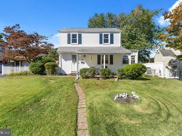 721 THORNDALE ROAD, ALDAN, PA 19018