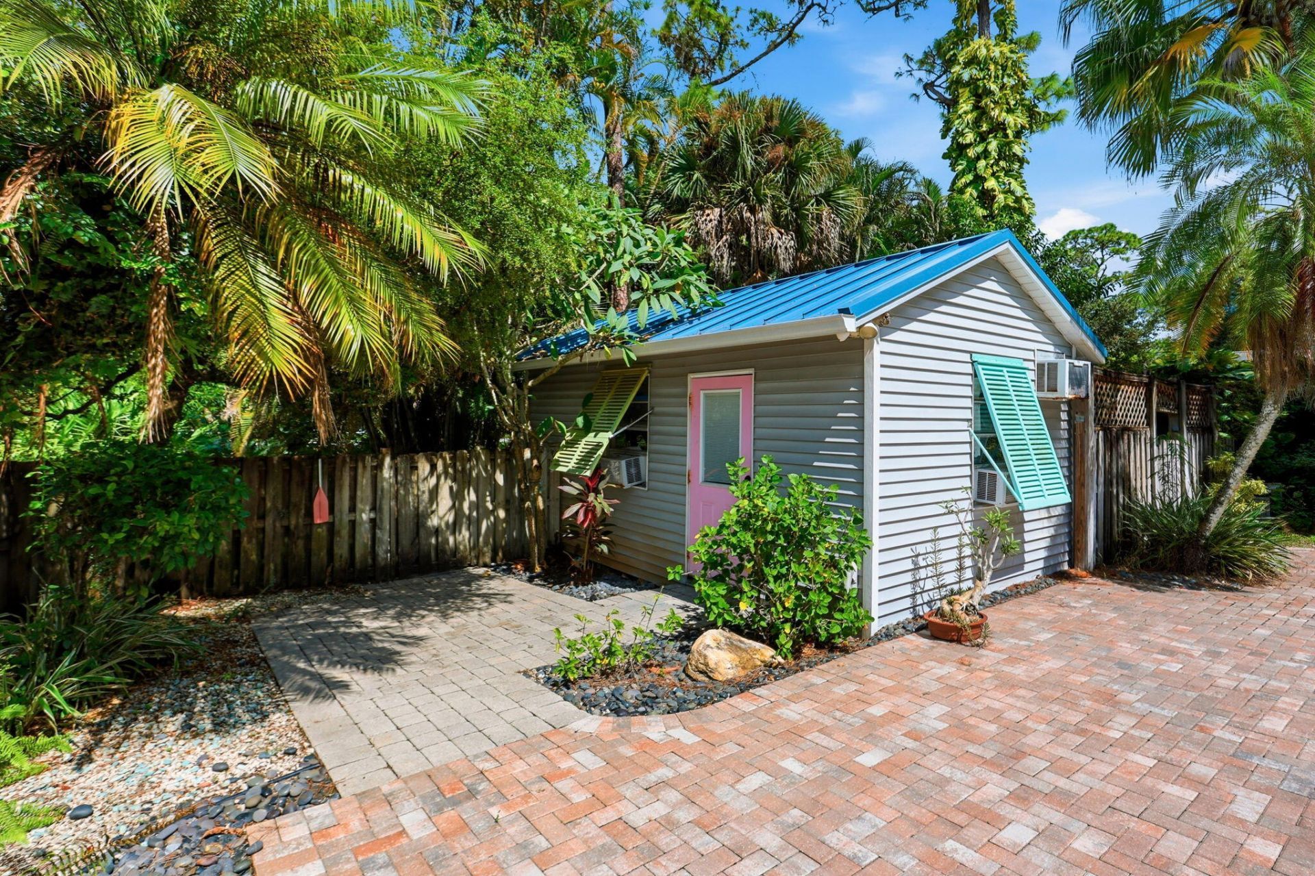 16280 E Sycamore Drive, The Acreage, FL 33470 Photo