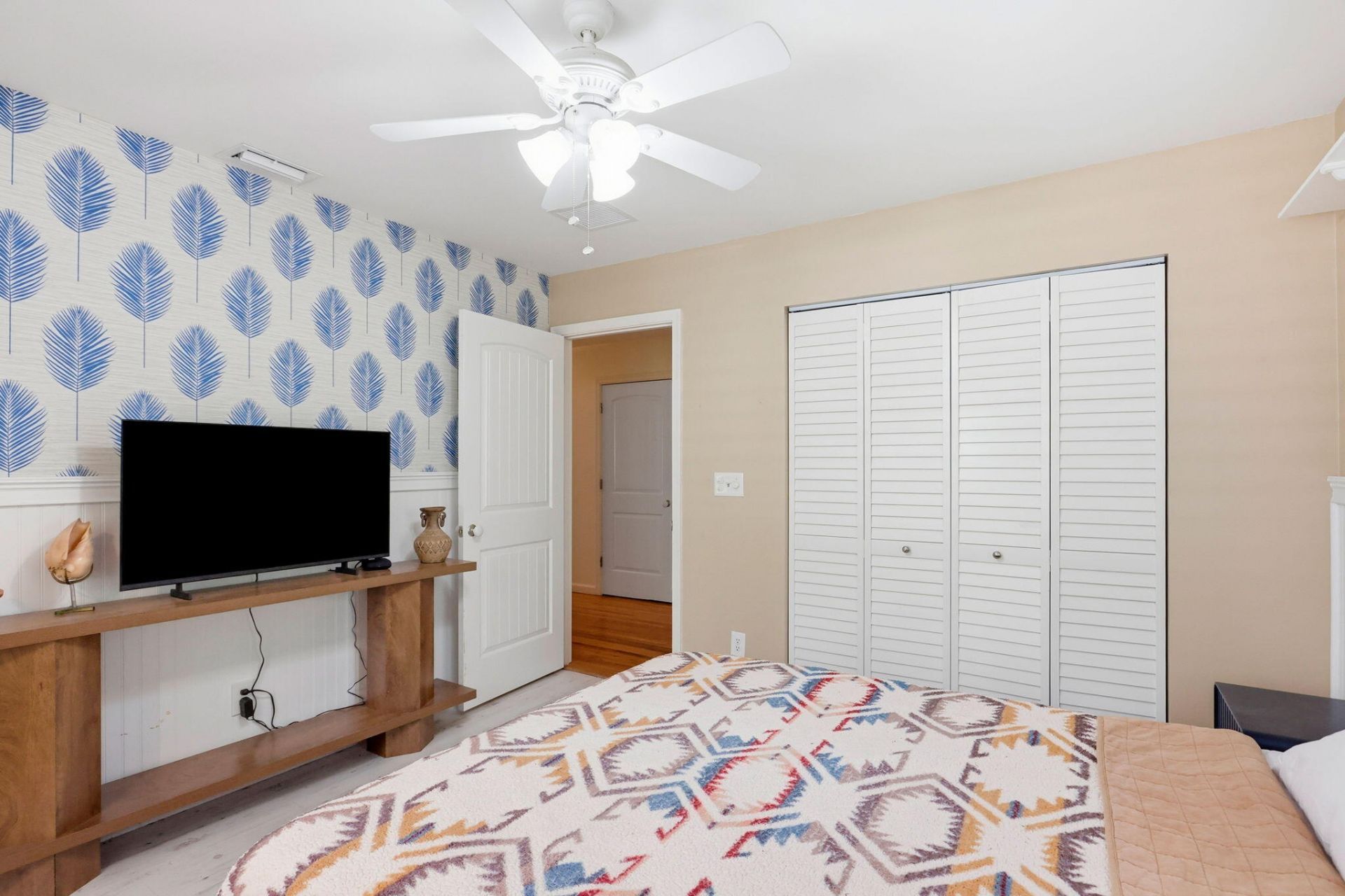 16280 E Sycamore Drive, The Acreage, FL 33470 Photo