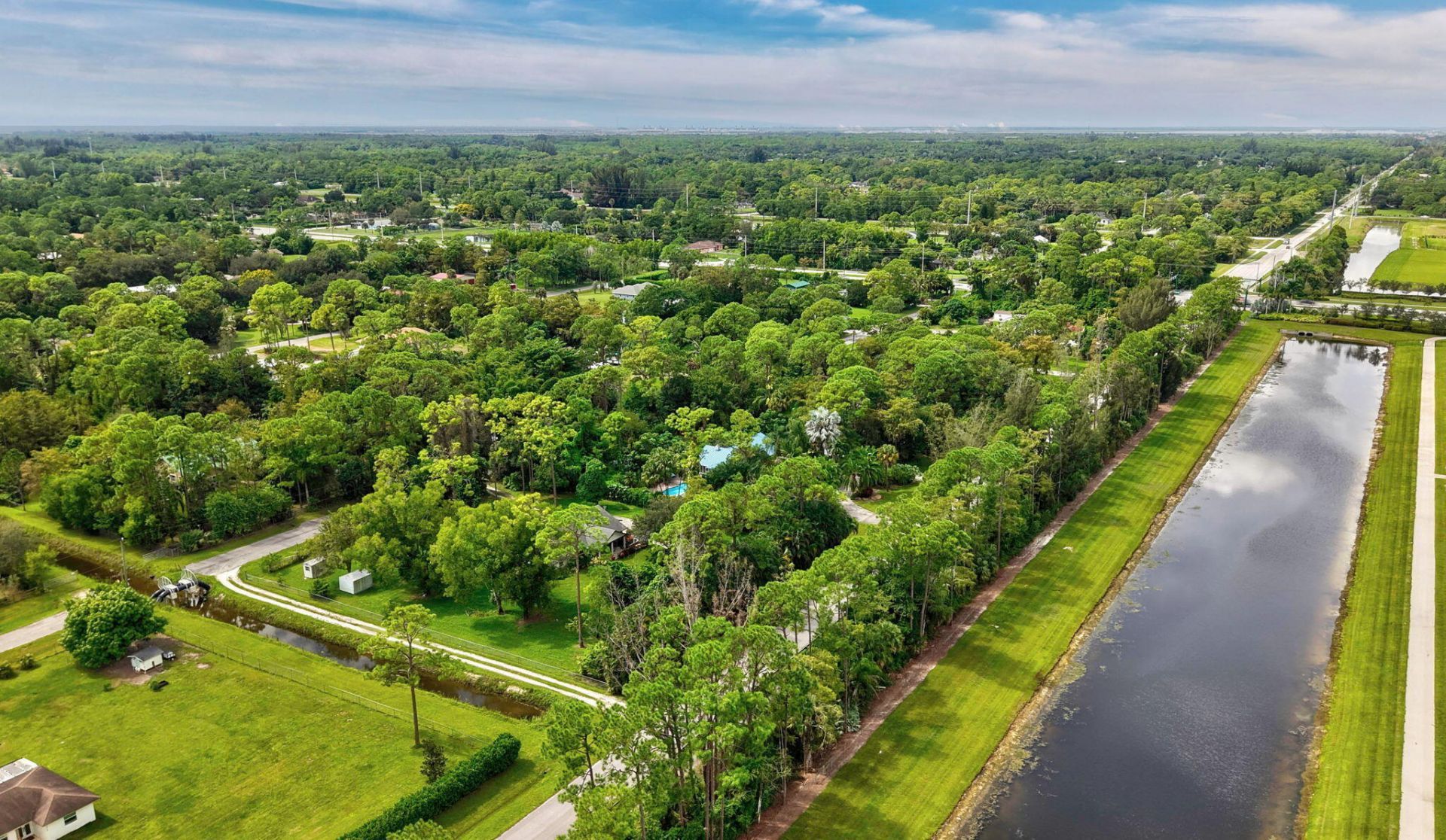 16280 E Sycamore Drive, The Acreage, FL 33470 Photo