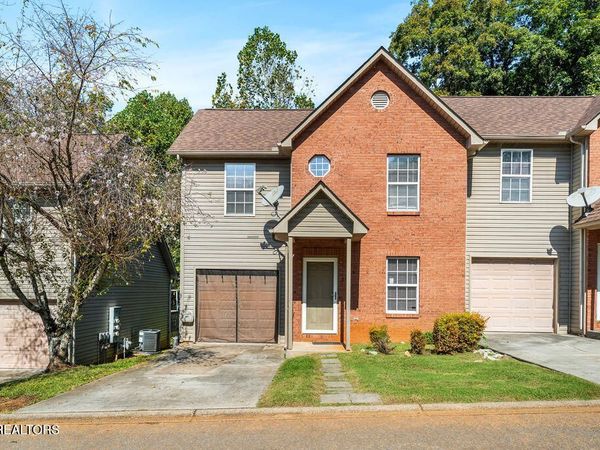 8709 Mowbray Way, Knoxville, TN 37923