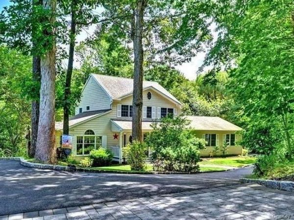 150 N Woods Drive, Wading River, NY 11792