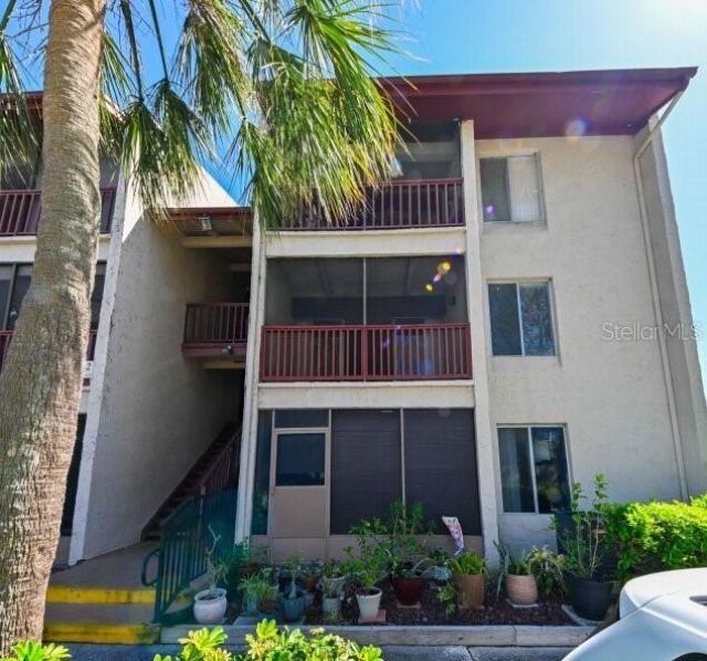 3853 S LAKE DRIVE  Tampa, FL 