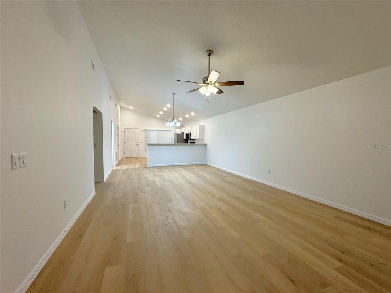 3875 E Forest Drive , Inverness, FL 34453 Photo