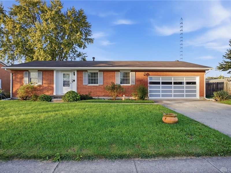 450 Kirk Lane, Troy, OH 45373 Photo 2