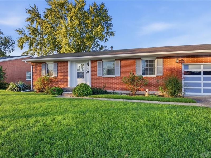 450 Kirk Lane, Troy, OH 45373 Photo 4