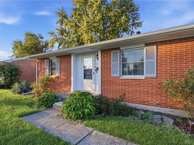 450 Kirk Lane, Troy, OH 45373 Photo 6