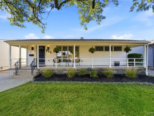 237 Dunlop Avenue , Tonawanda, NY 14150