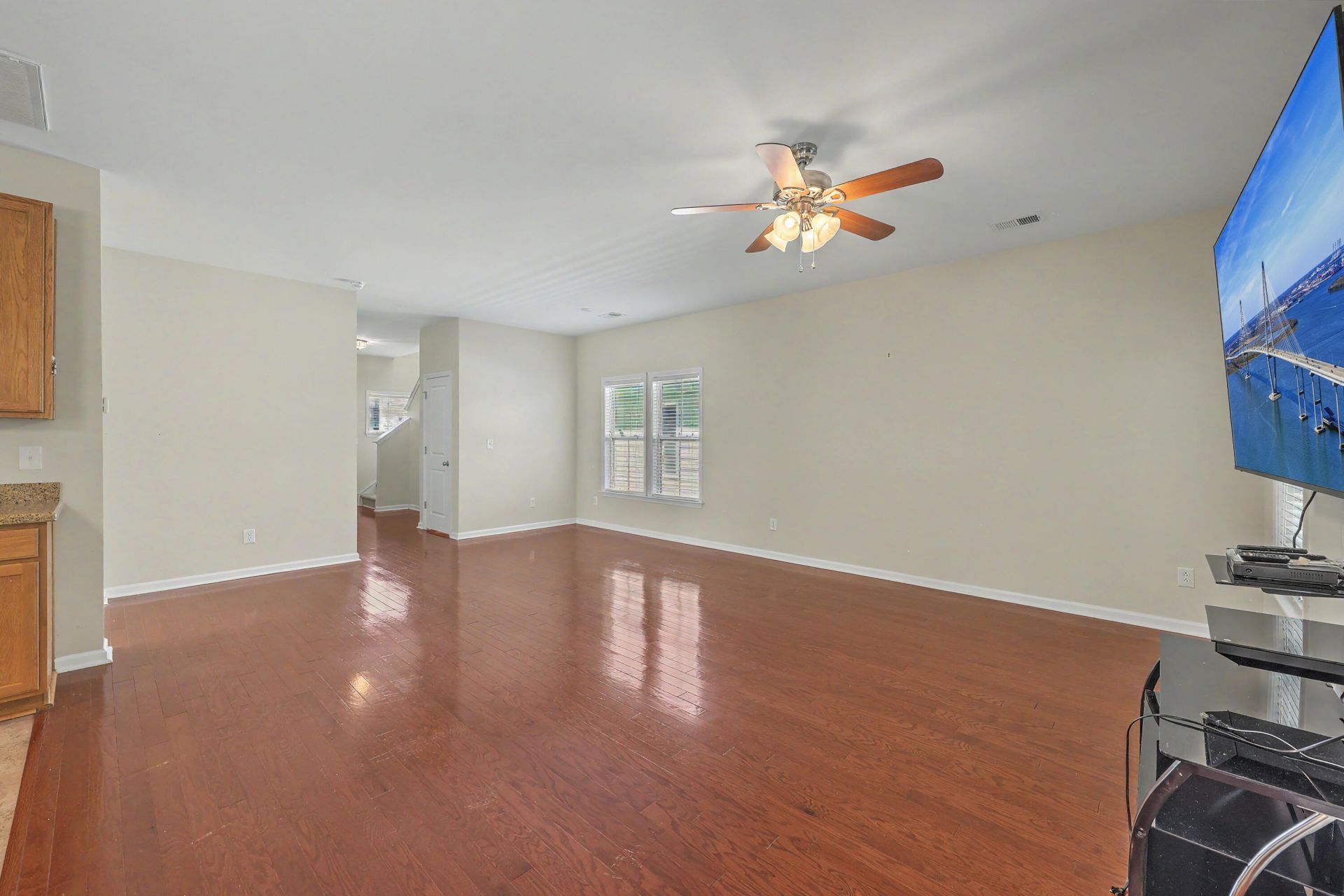 3804 Annapolis Way Photo 10