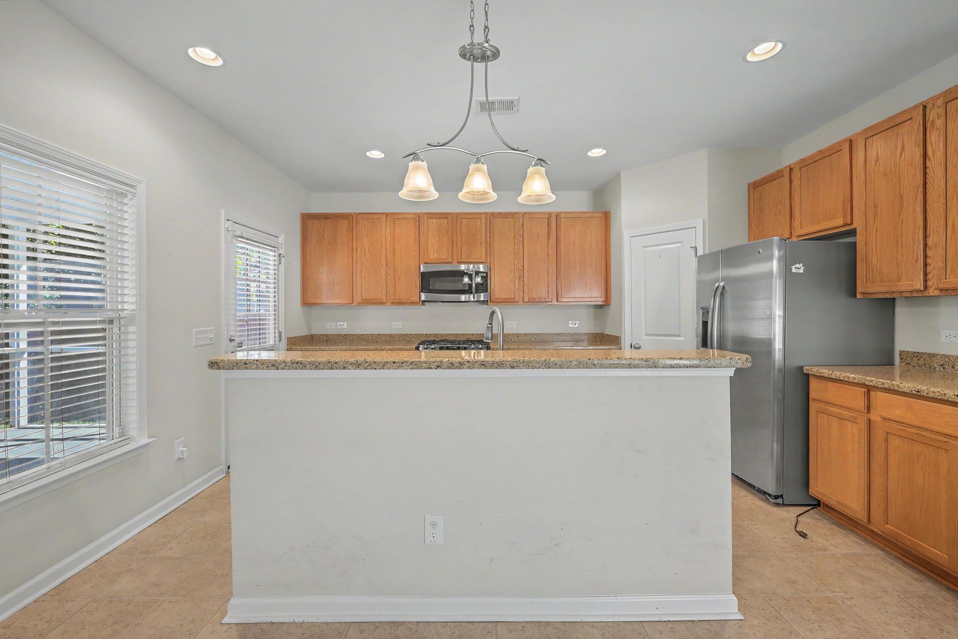 3804 Annapolis Way Photo 12