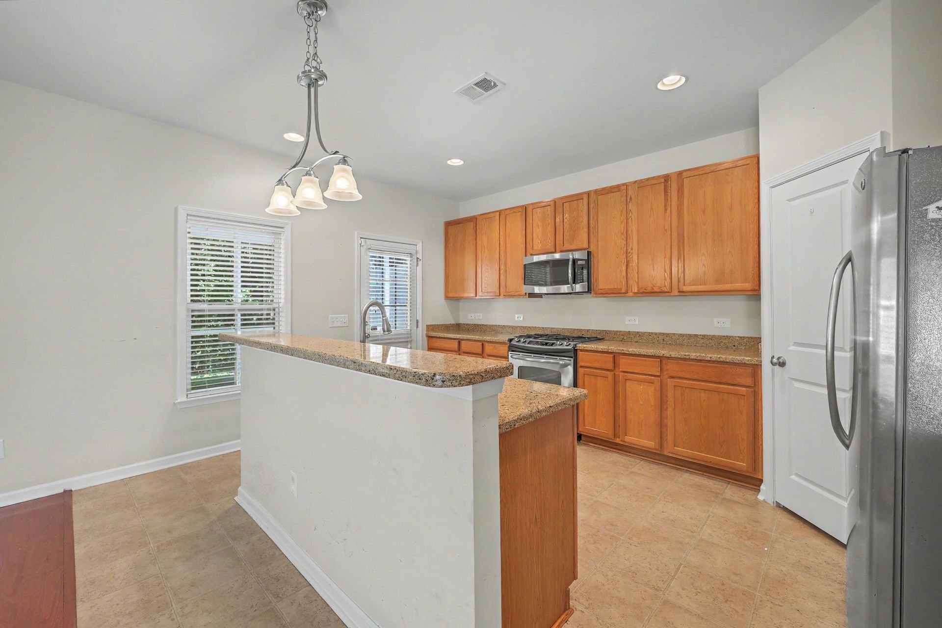 3804 Annapolis Way Photo 13