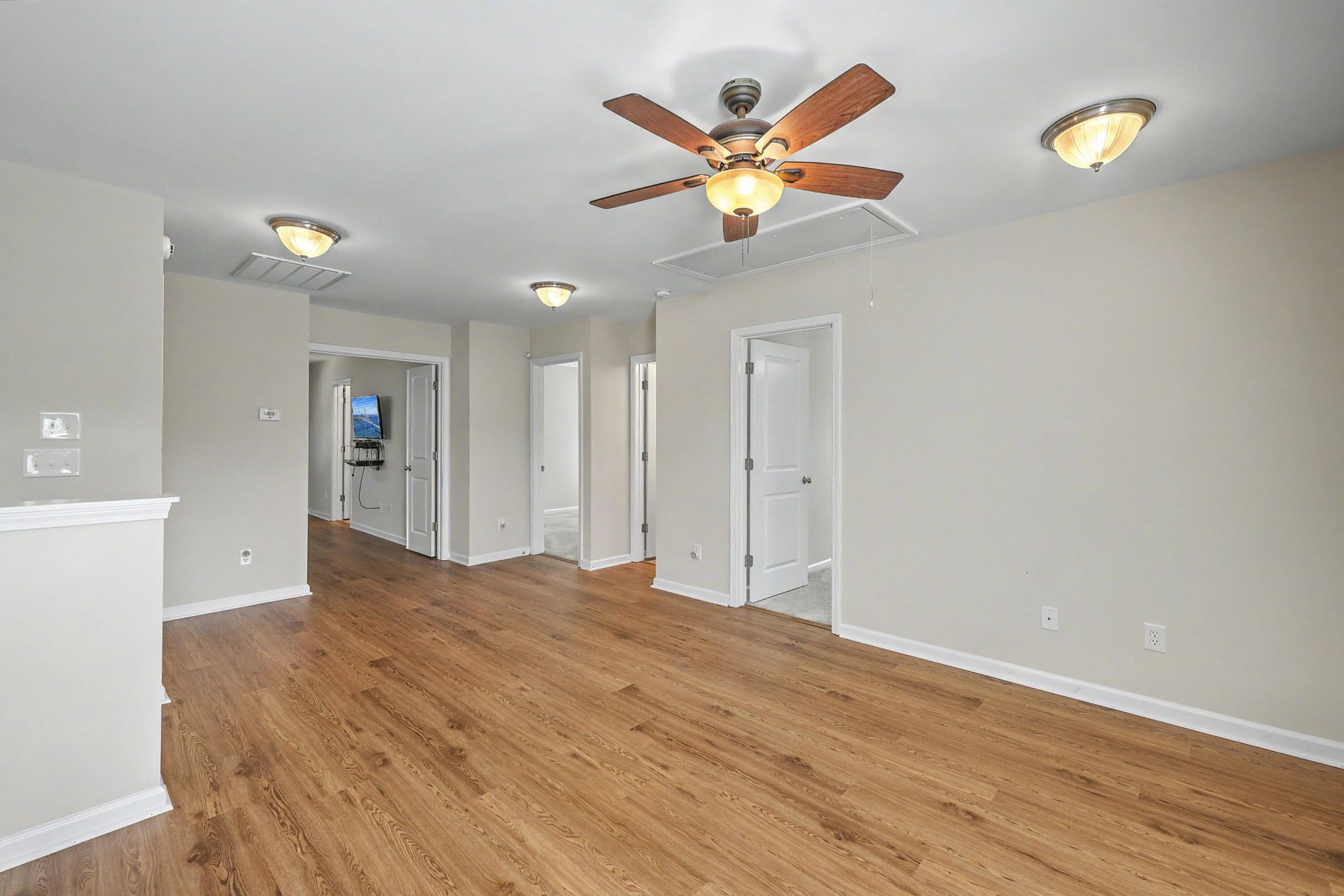 3804 Annapolis Way Photo 19