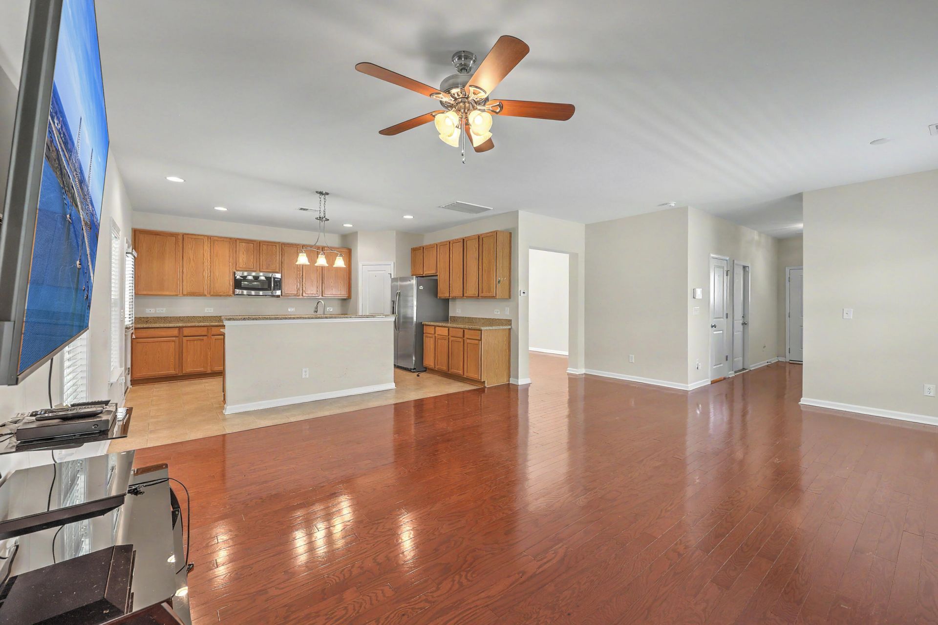 3804 Annapolis Way Photo 9