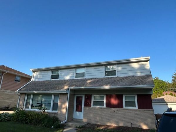 109 Brookdale DRIVE, South Milwaukee, WI 53172