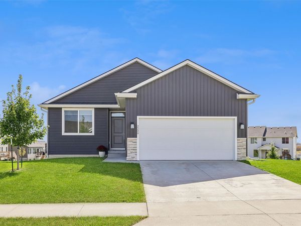 2200 Waller Avenue, Norwalk, IA 50211