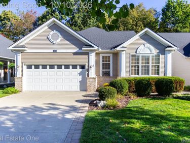 4004 Hillsdale Drive, Auburn Hills, Mi 48326