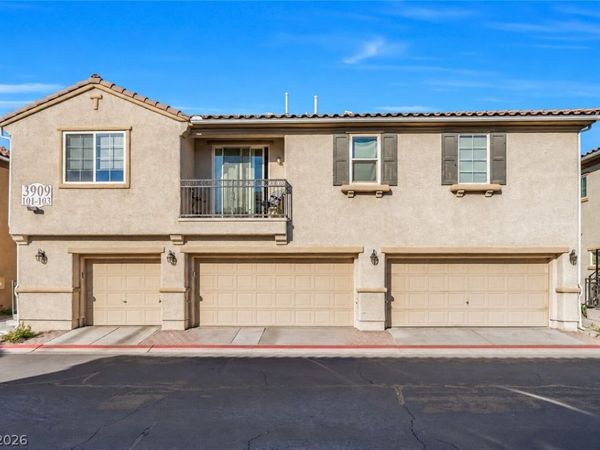 3909 SWEET PINE Street , Unit 102, Las Vegas, NV 89108