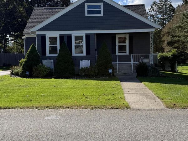 68 Van Dyke Avenue, Amsterdam, NY 12010