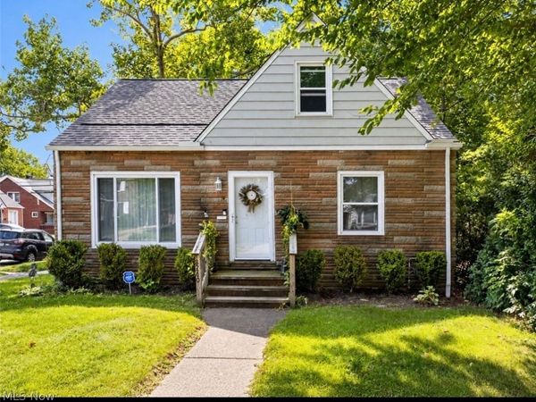 8240 Grand Division Avenue, Garfield Heights, OH 44125