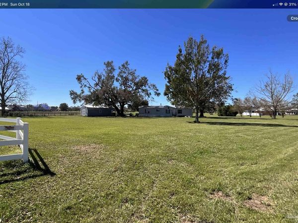 3801 Willard Norris Rd, Pace, FL 32571