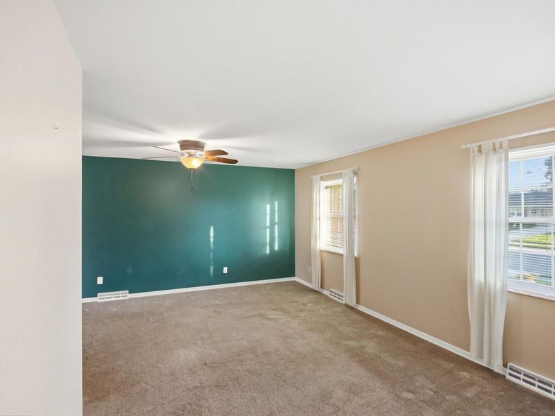 450 Kirk Lane, Troy, OH 45373 Photo 9