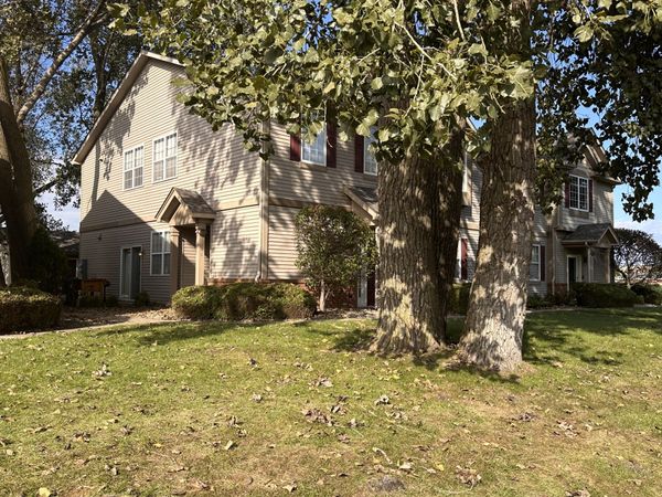 1030 Poppyfield Place , Schererville, IN 46375