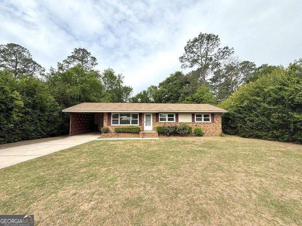 220 High Street, Adel, GA 31620