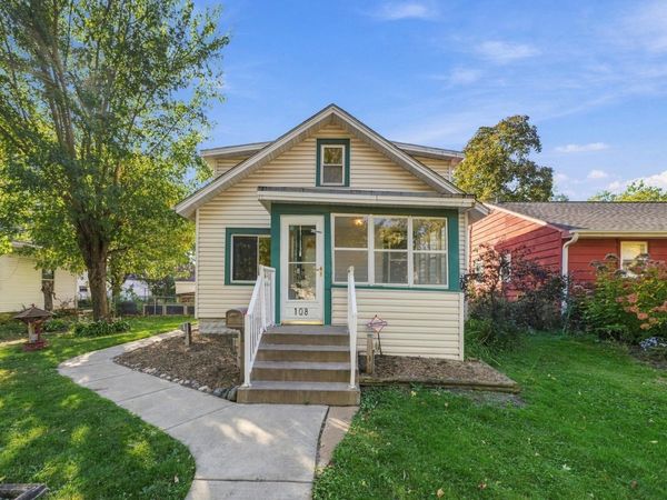 108 17th Avenue N, Hopkins, MN 55343