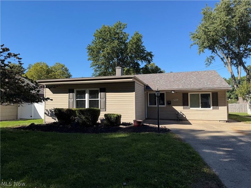 9022 Manorford Drive, Cleveland, OH 44130 Photo 17