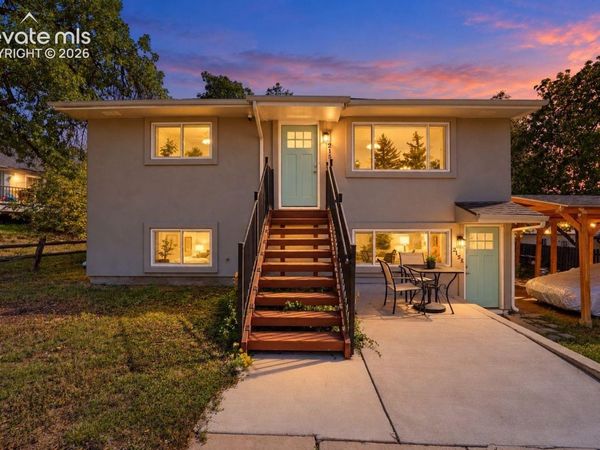 215 N 14th Street, Colorado Springs, CO 80904