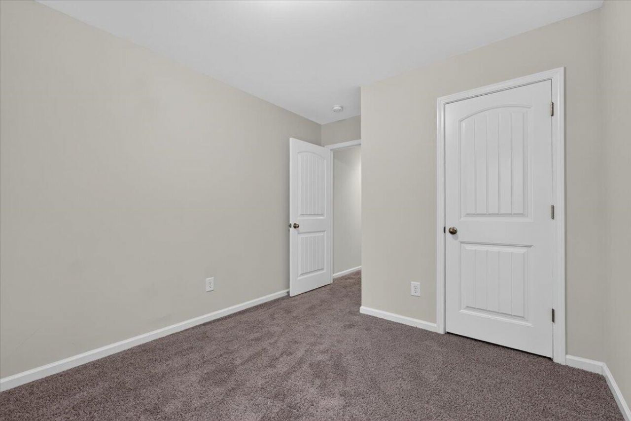 234 Buchanan Circle Photo 12