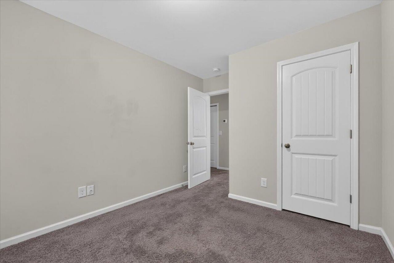 234 Buchanan Circle Photo 16
