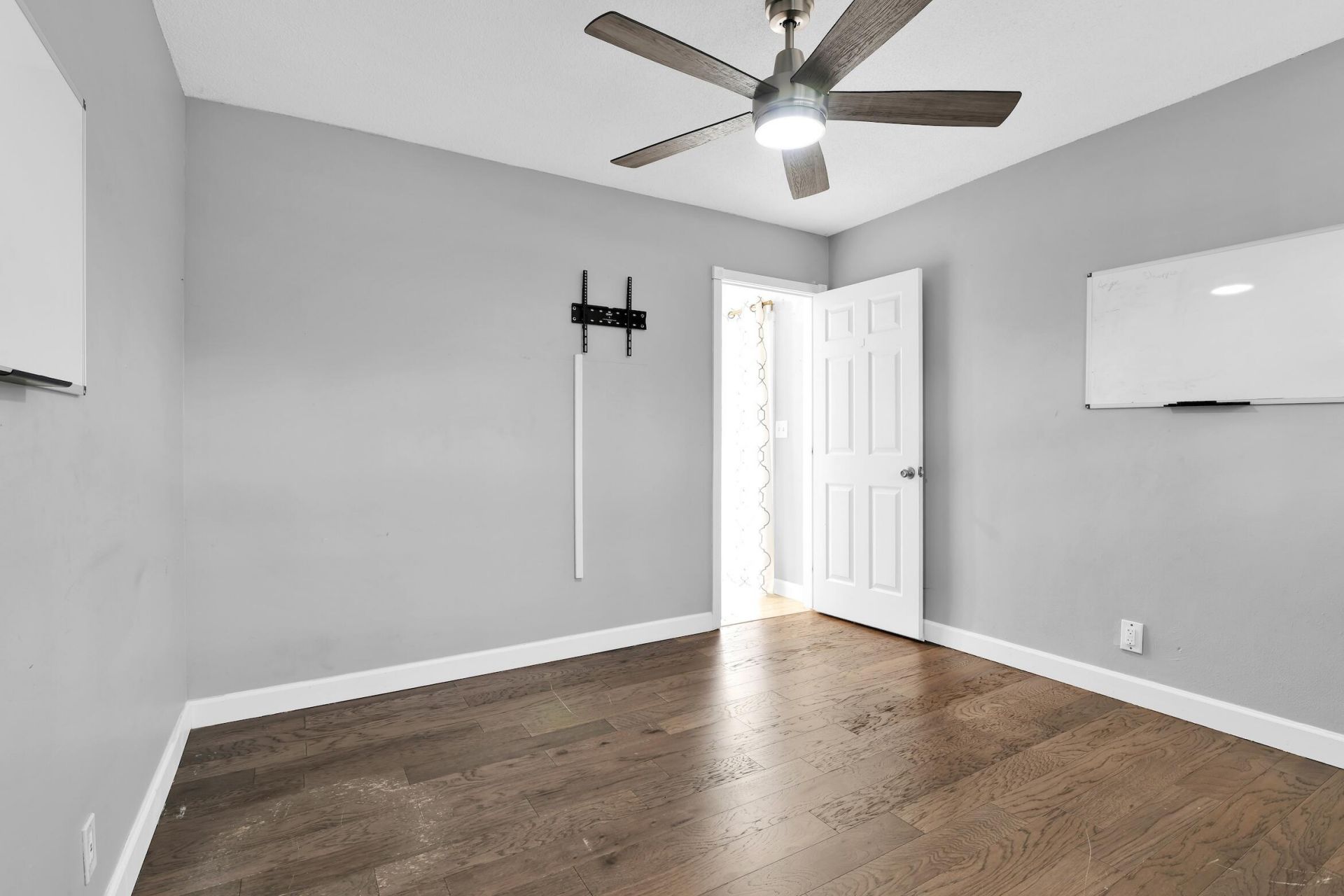 7470 NW 10th Court, Plantation, FL 33313 Photo