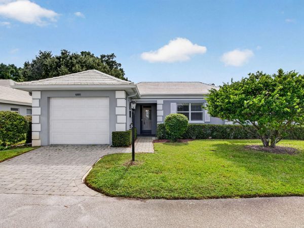 4860 S LAKE Drive, Boynton Beach, FL 33436
