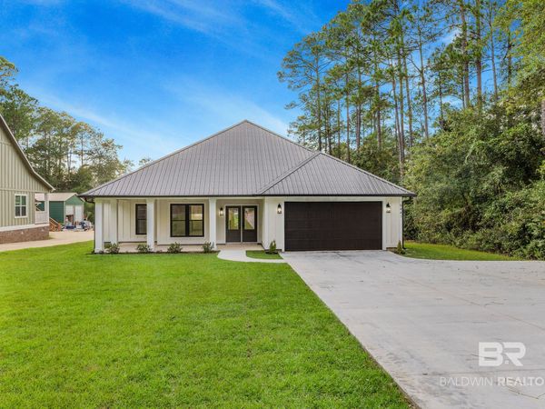 9441 Woodland Drive, Elberta, AL 36530