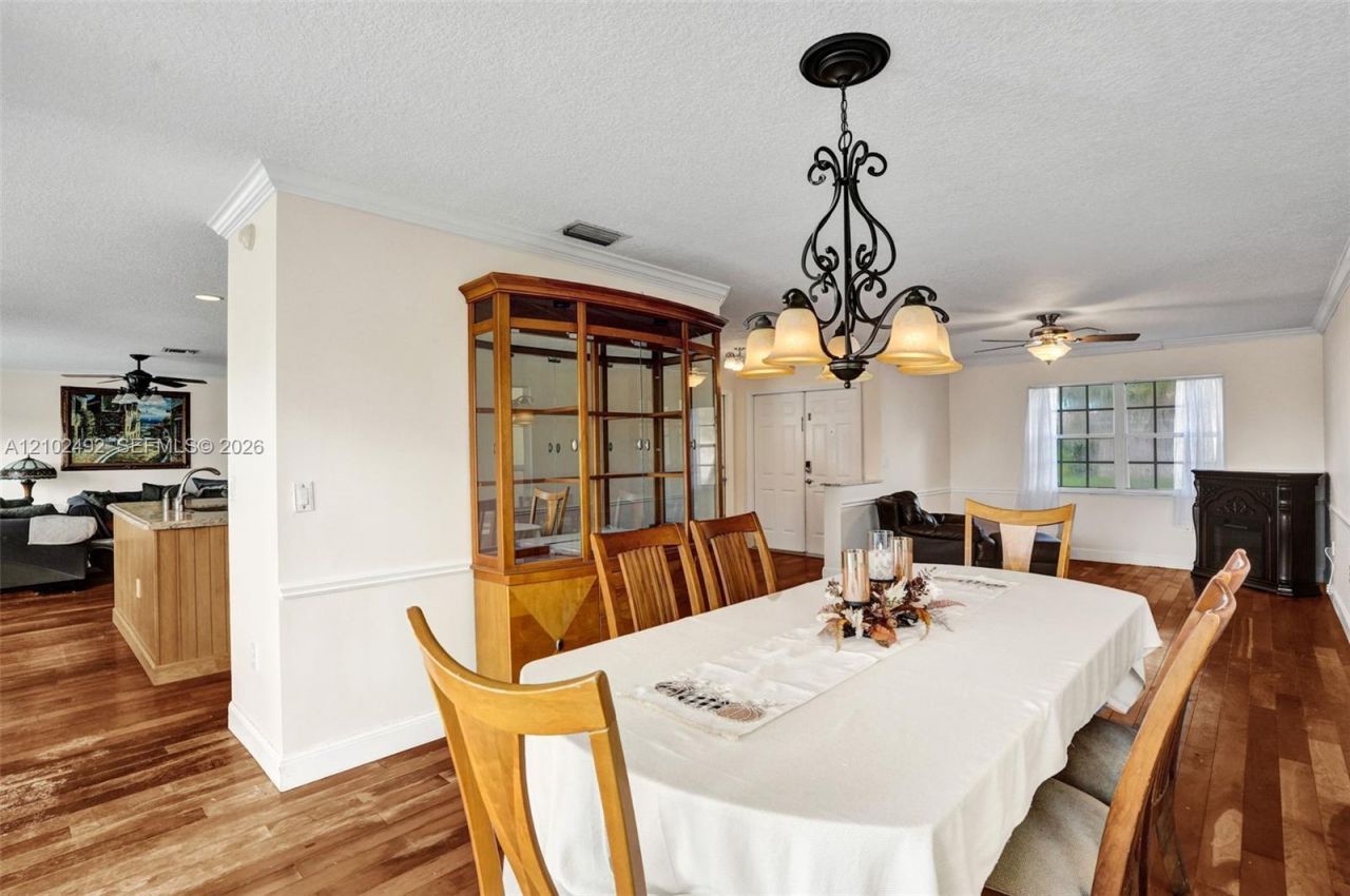 7860 NW 28th St , Margate, FL 33063 Photo