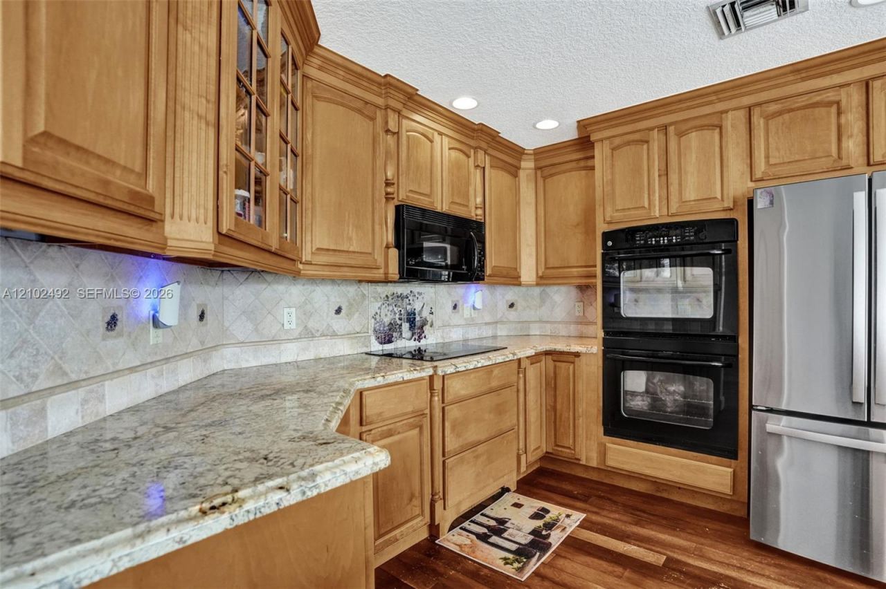 7860 NW 28th St , Margate, FL 33063 Photo