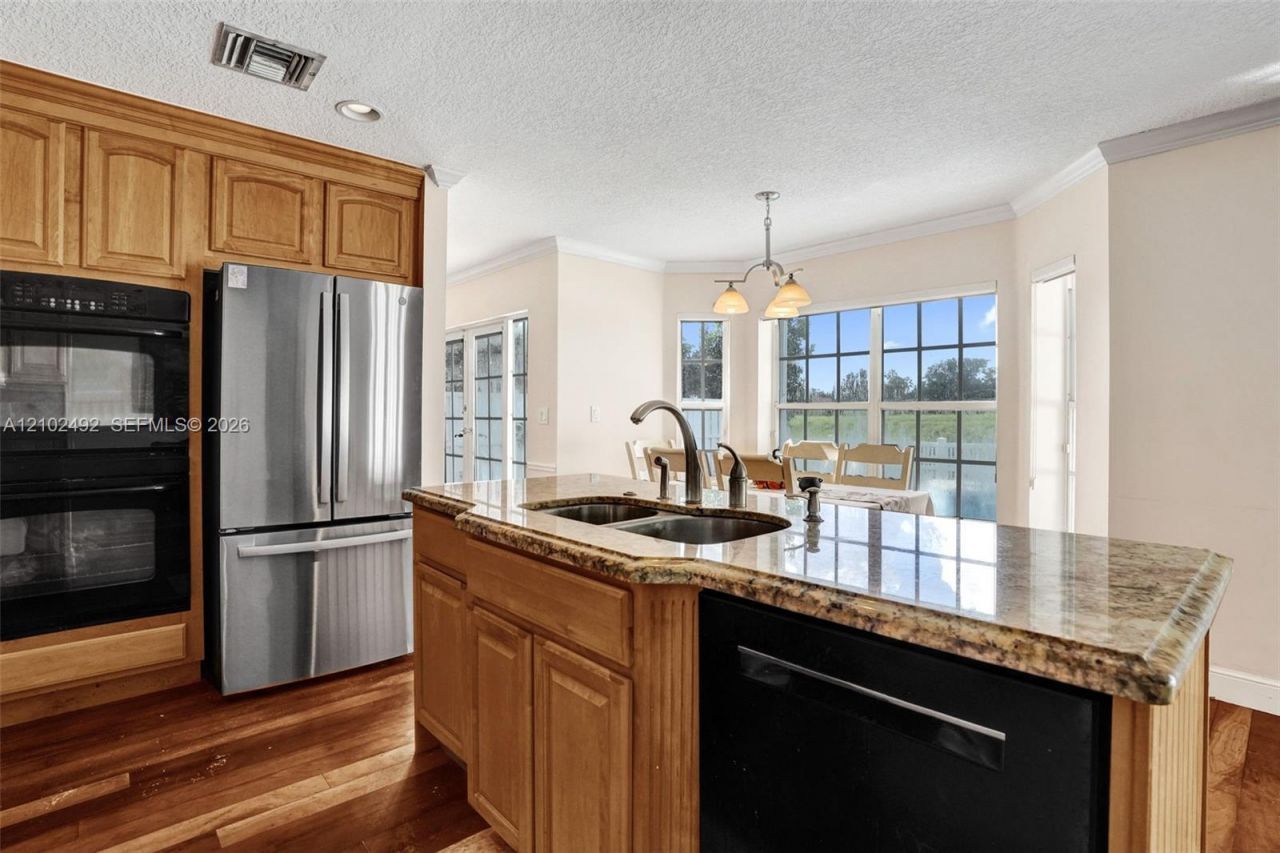 7860 NW 28th St , Margate, FL 33063 Photo