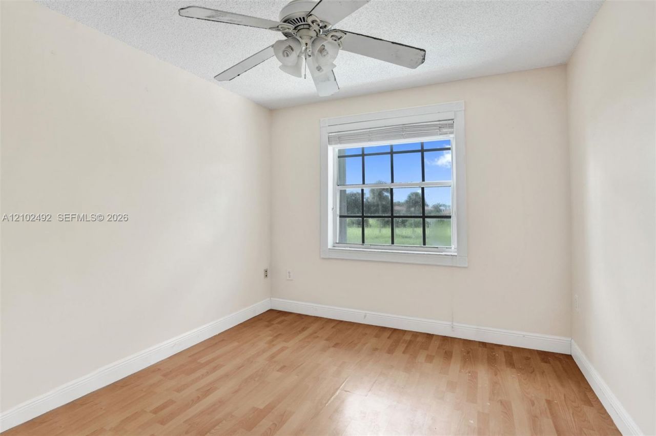 7860 NW 28th St , Margate, FL 33063 Photo